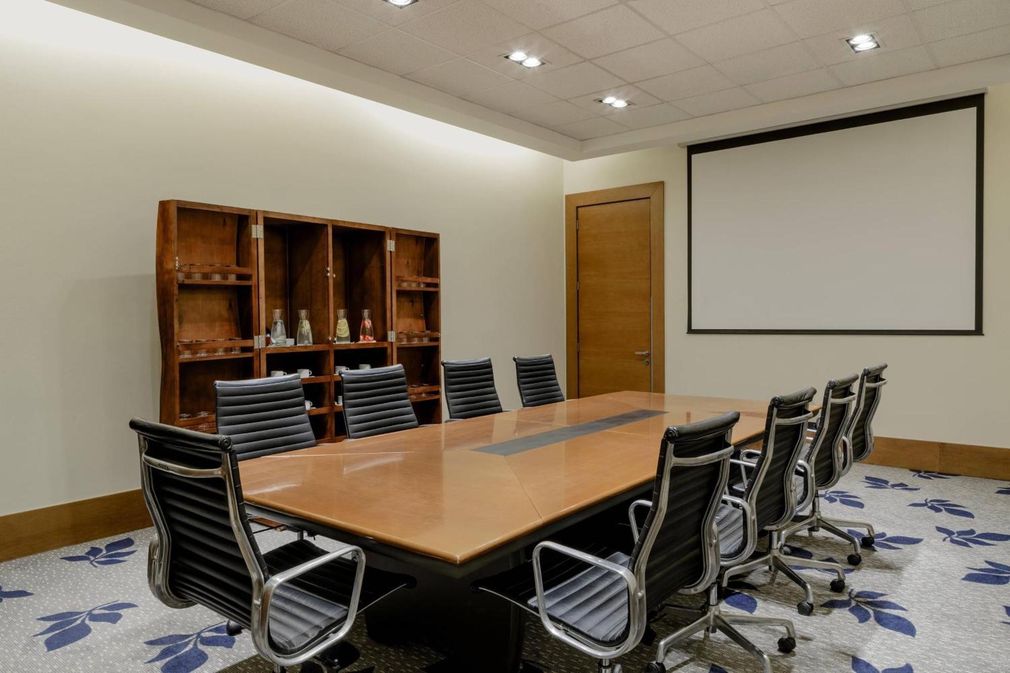 Sheraton Miramar Hotel & Convention Center Vina del Mar Exteriér fotografie A boardroom at a hotel